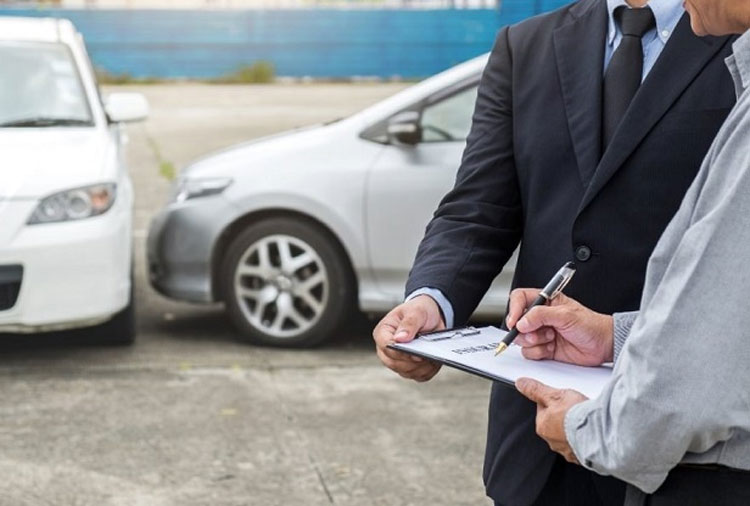 خبير قانوني: حالتان للتوقيف بحوادث السير في الأردن