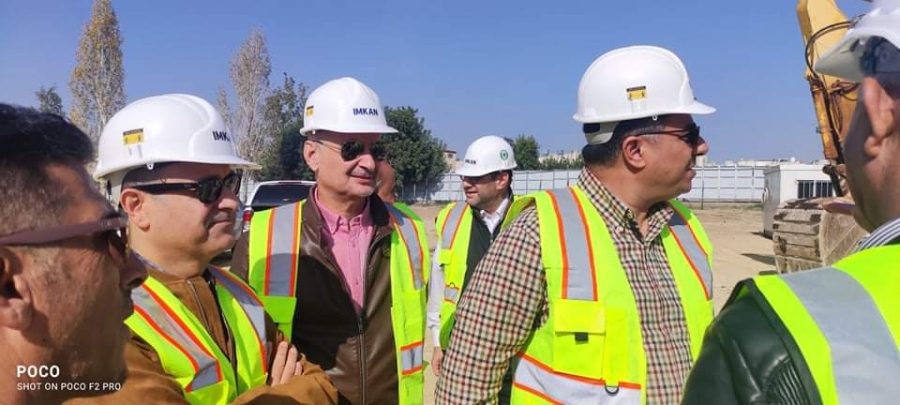 الحنيفات يتفقد انطلاق العمل بمشروع المعرض الدائم لمنتجات الريف والبادية في عمان