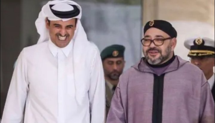 أمير قطر يجري اتصالا بملك المغرب