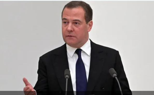 مدفيديف: روسيا تكثف إنتاج أقوى وسائل التدمير