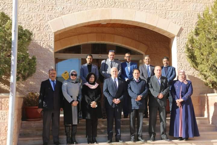 وفد رفيع المستوى من الأقصر المصرية يطلع على تجربة البترا السياحية_صور