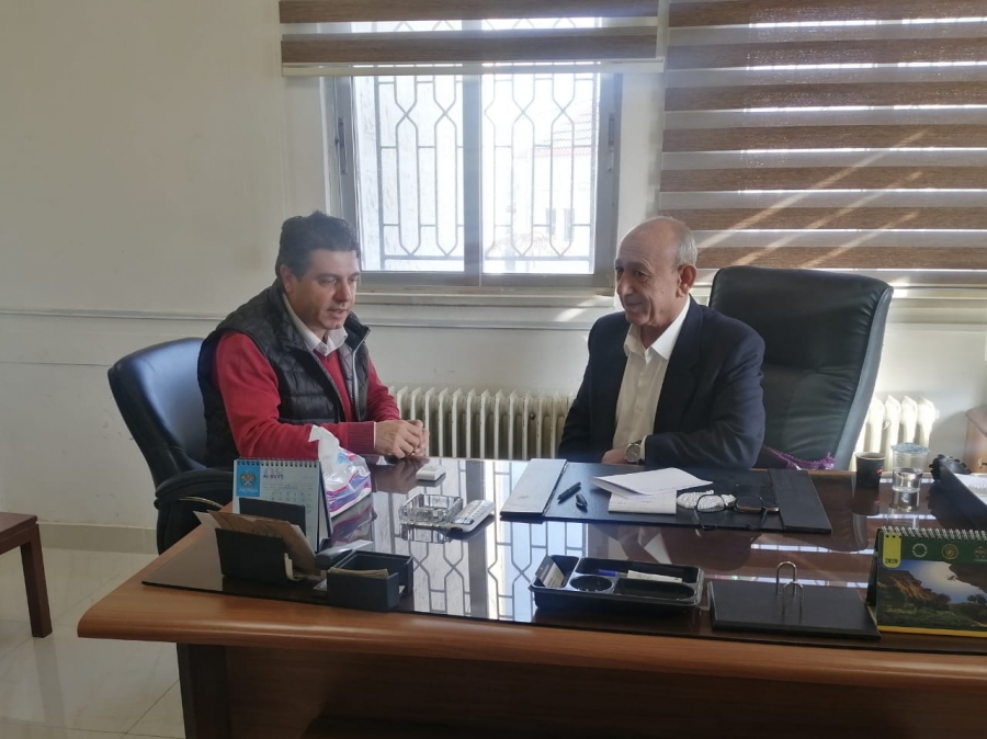 القضاة يستعرض المخالفات التي رصدتها لجنة السلامة العامة في محافظة اربد