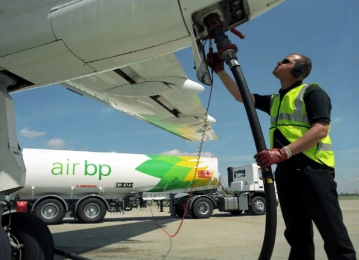 72 قرشا سعر لتر وقود الطائرات بالاردن  صورة