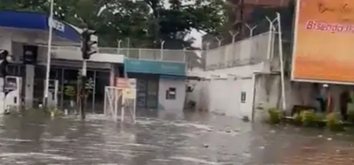 عشرات القتلى في فيضانات تجتاح الكونغو