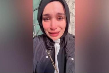 الأردنية نعيمة سيف توجه رسالة بعد تكفل الديوان بعلاج والدها