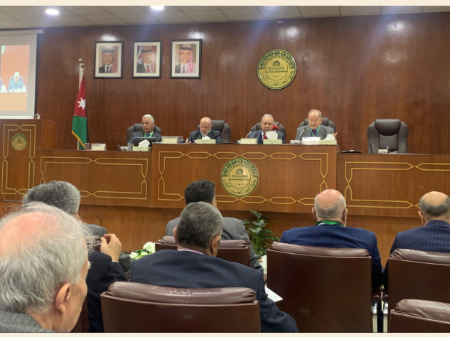 مجمع اللغة العربية يؤكد أهمية إثراء شبكة الإنترنت بالمحتوى العربي