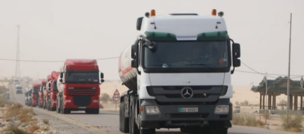 استئناف حركة الشحن البري من وإلى العقبة