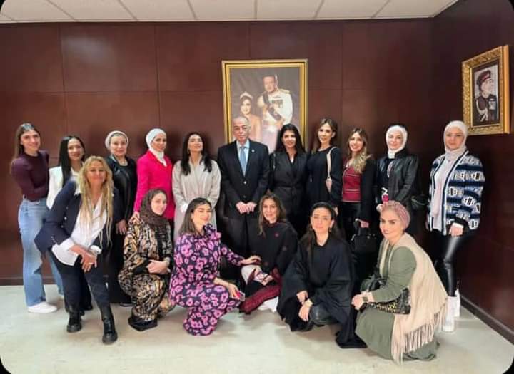 لقاء السفير الأردني بالرياض بوفد النشميات المشاركات في مؤتمر انا عربية الزائر للسعوديه