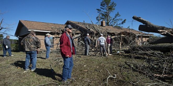 مصرع ثلاثة أشخاص جراء عواصف عاتية جنوب الولايات المتحدة