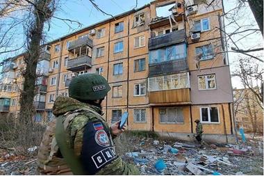قوات كييف تستهدف دونيتسك بصواريخ غراد