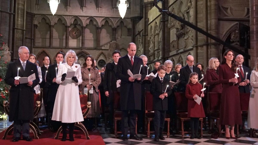 الملك تشارلز يدعو الأسرة لعيد الميلاد باستثناء هاري وميغان