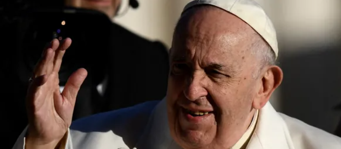 للمرة الأولى.. بابا الفاتيكان يتحدث عن قصة خطاب 2013