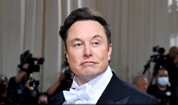 بين تويتر وتيسلا.. كيف يقيم المراقبون خطوات إيلون ماسك؟