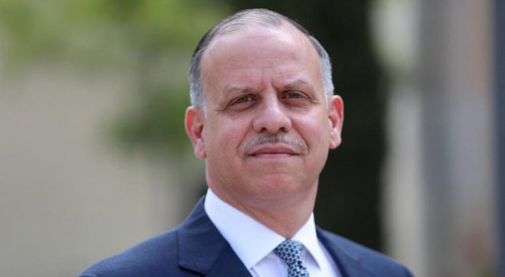 الامير فيصل يقدم العزاء بالشهيد العقيد الدلابيح في جرش