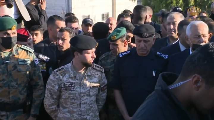 عاجل ..ولي العهد يحضر دفن الشهيد الرحاحلة