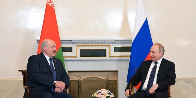 بوتين للوكاشينكو: روسيا مستعدة لتطوير المشاريع النووية في بيلاروس