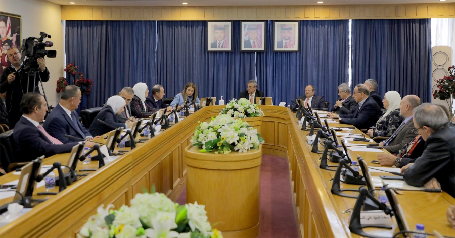 عمل الأعيان تلتقي وزيرة التنمية الاجتماعية