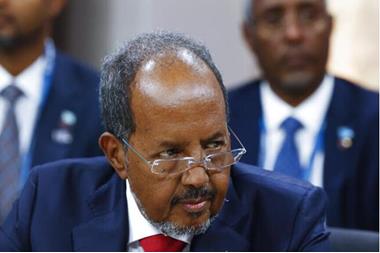 الرئيس الصومالي يعلن بدء عودة جنود بلاده من إريتريا