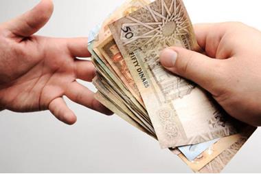 هل يشمل قرار رفع الفائدة في الأردن القروض القديمة ؟