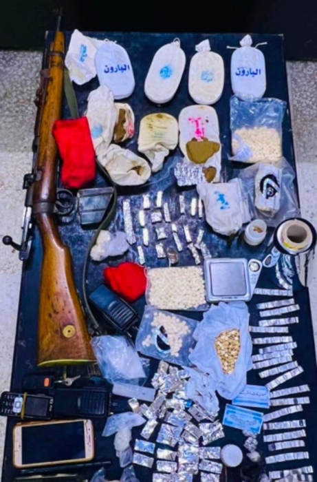 الجمارك تواصل جهودها في إحباط العديد من محاولات تهريب المخدرات وتحبط تهريب (72,5) كغم