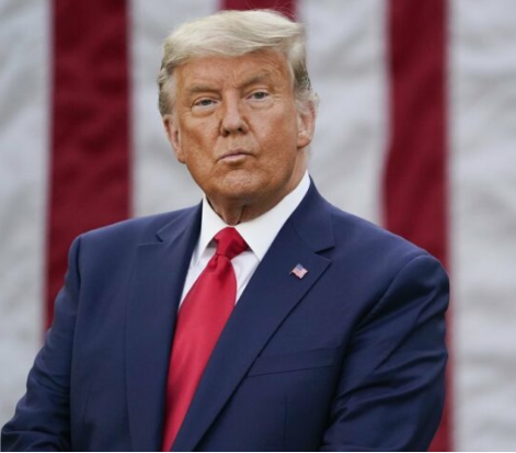 لجنة التحقيق في هجوم الكونغرس توصي بملاحقة ترامب جنائيا