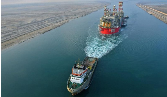 مصر.. جدل واسع حول بيع قناة السويس