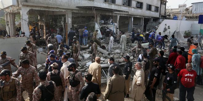 مصرع 12 شخصاً وإصابة 13 آخرين في انفجار أسطوانة غاز جنوب غرب باكستان