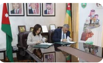 مذكرة تعاون بين صناعة عمان ومؤسسة ولي العهد لإطلاق مبادرة التدويل الإلكتروني