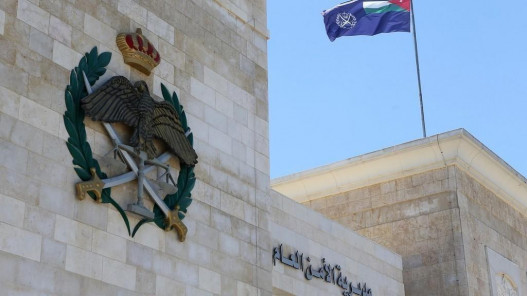 فتاة في إربد تقتل 3 أفراد من أسرتها بإطلاق نار