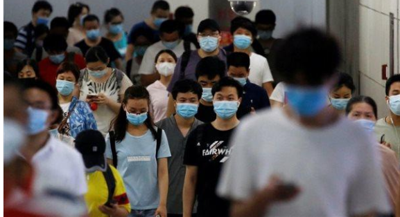 الصين تسجل 3030 إصابة جديدة بكوفيد