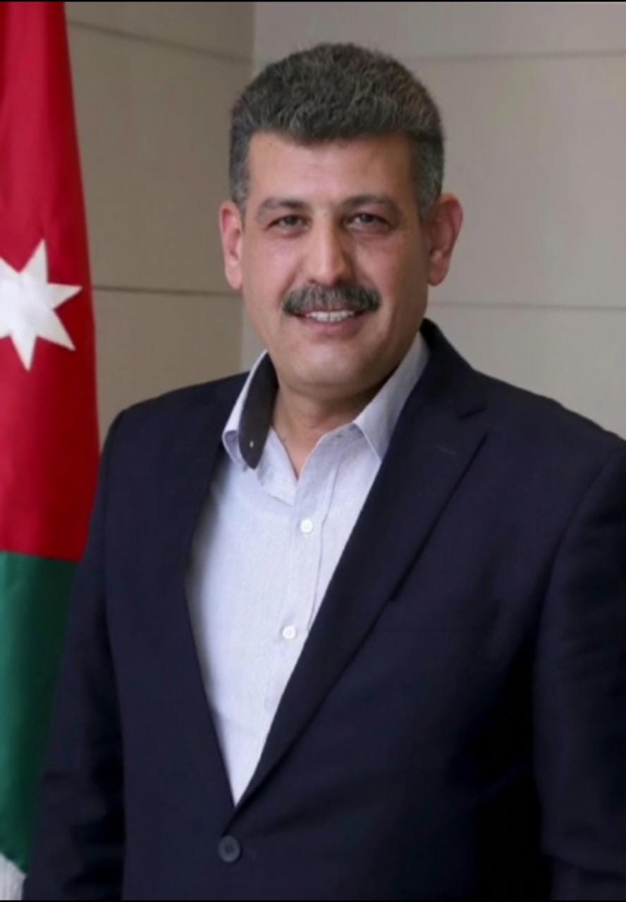 مثمنا قرارات السلطة ...  ابو عاقولة : الازمات تحدث ولكن فن ادارة الازمات هو الانجاز