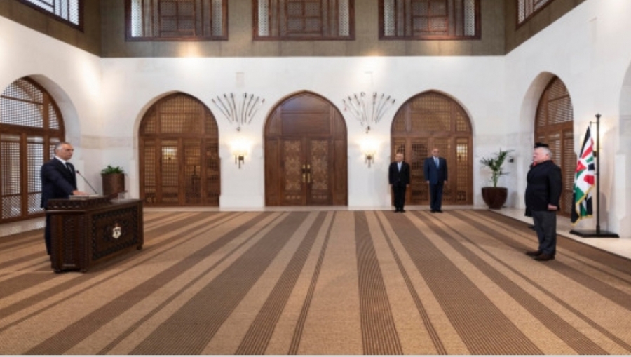 كما انفردت نيروز ..إرادة ملكية بتعيين القيسي وزيرا للسياحة والآثار خلفًا للفايز