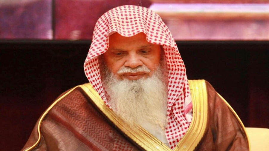 خطيب المسجد النبوي::إن المنبر صهوة ينبغي أن يرتقيها من كان رابط الجَنان ممسكاً بعنان البيان