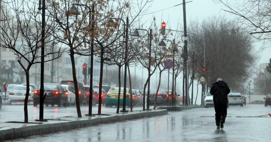 طقس العرب يتوقع تأثر الأردن بمنخفض جوي مصنف من الدرجة الثانية السبت