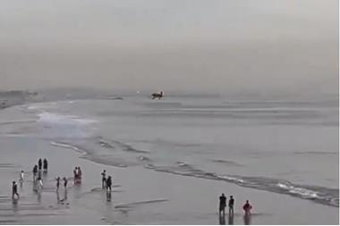 مقتل شخص في تحطم طائرة صغيرة على شاطىء في الولايات المتحدة