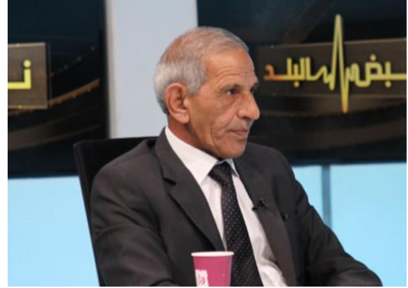 وزير اسبق : فكوا عنّا!