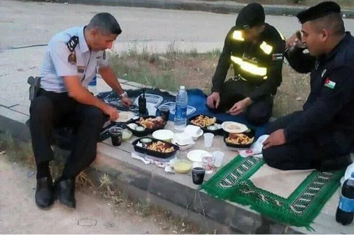 صورة للشهيد الدلابيح تشعل مواقع التواصل