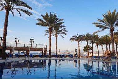 44 نسبة حجوزات فنادق العقبة في عطلة عيد الميلاد