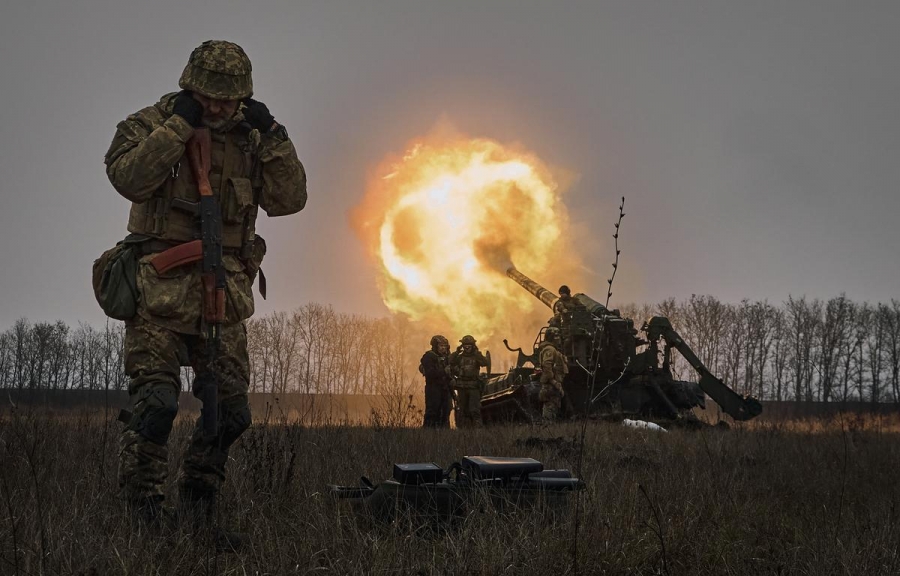 القوات الأوكرانية تقصف 4 مواقع قيادة روسية