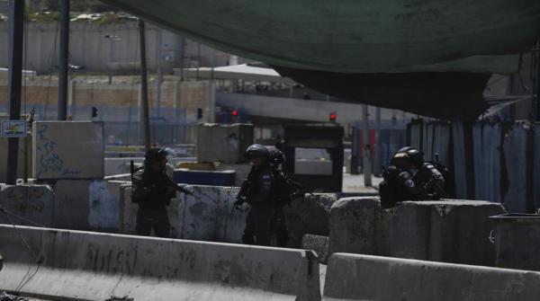 الاحتلال يفرض قيودا على دخول المصلين إلى الأقصى