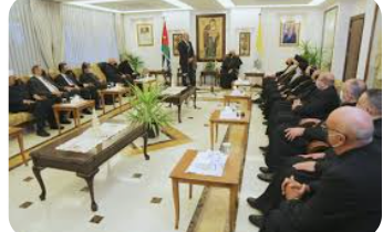 رئيس الوزراء يستهلُّ تهنئته للإخوة المسيحيين بالأعياد المجيدة بالترحُّم على أرواح شهداء الواجب