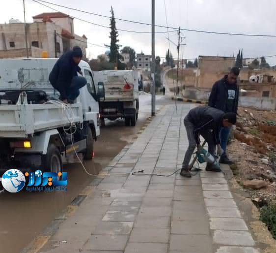 الفايز : بلدية الجيزة  ترفع  جاهزيتها للتعامل  مع المنخفض الجوي ...صور