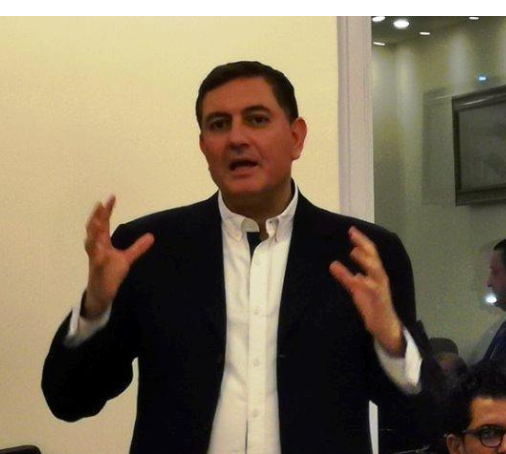 تضم متقاعدين.. حزب الاتحاد يعقد لقاء مع أعضاء لجنة الحسم