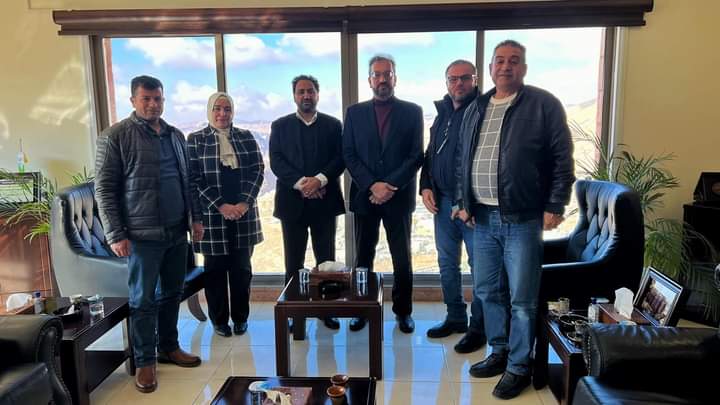 إقليم البترا والأرصاد الجوية تبحثان تطوير منظومة الرصد الجوي في البترا