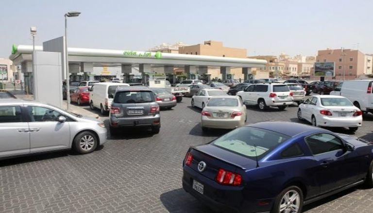 الكويت.. انخفاض سعر البنزين بدءا من الشهر المقبل