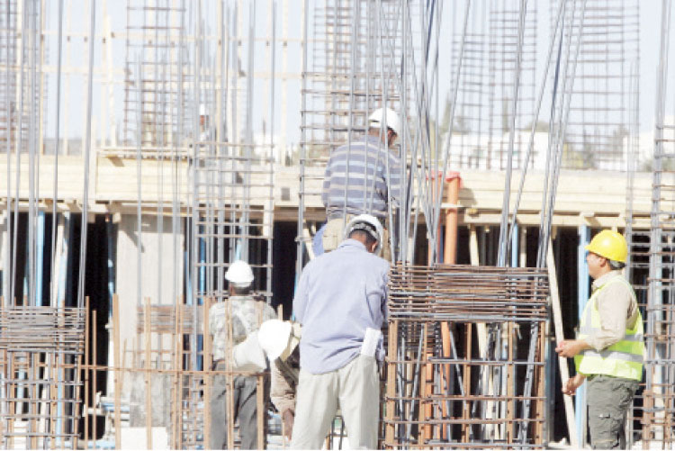 162 ألف عامل يستفيدون من 33 اتفاقية عمل جماعي العام الحالي