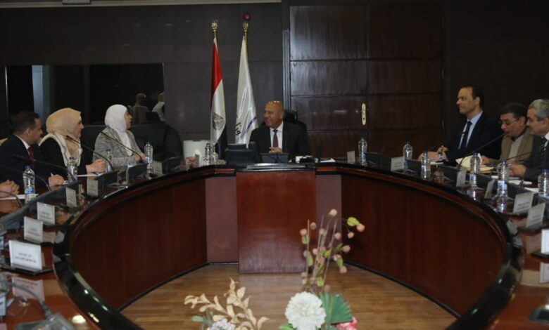 اتفاق اردني مصري على استمرار العمل بآلية دخول الشاحنات والبرادات اراضي كل البلدين لمدة عامين