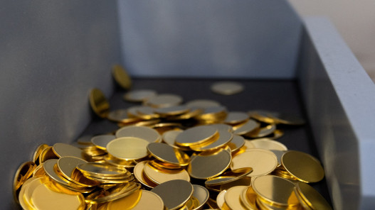 الذهب يفقد بريقه للعام الثاني بفعل ضغوط رفع أسعار الفائدة