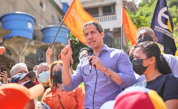 المعارضة الفنزويلية تحل حكومة غوايدو المؤقتة