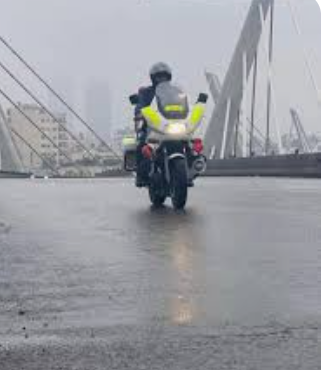 “الدوريات الخارجية”: أمطار وضباب في الجنوب